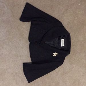 Short winter capelet